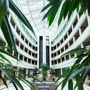 sofitel-luxembourg-europe.luxembourghotelsguide.com/